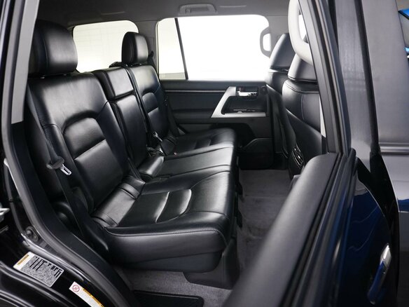 2013 Toyota Land Cruiser 200 Series Рестайлинг 1, чёрный, 4577088 рублей - вид 6