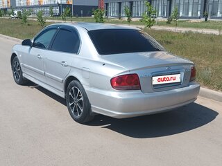 2007 Hyundai Sonata ТагАЗ IV (EF) Рестайлинг, серебристый, 450000 рублей, вид 5