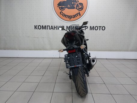 2019 Yamaha YZF-R3, чёрный, 489000 рублей, вид 4