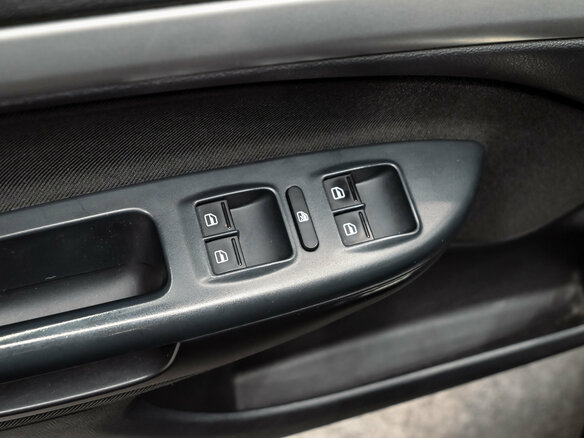 2012 Skoda Octavia DSG7 II (A5) Рестайлинг, чёрный - вид 13