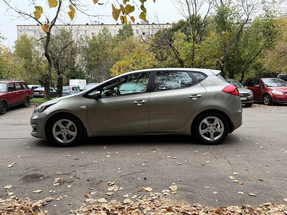 2015 Kia Ceed II, серебристый, 1270000 рублей - вид 4