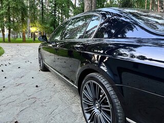 2011 Bentley Continental Flying Spur, чёрный, 3000000 рублей, вид 2