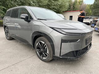 2026 Toyota bZ3X 58.3 kWh, серый, 3150000 рублей, вид 3