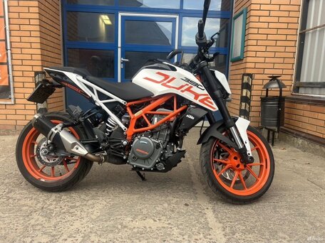 2017 KTM 390 Duke, белый, 450000 рублей, вид 2