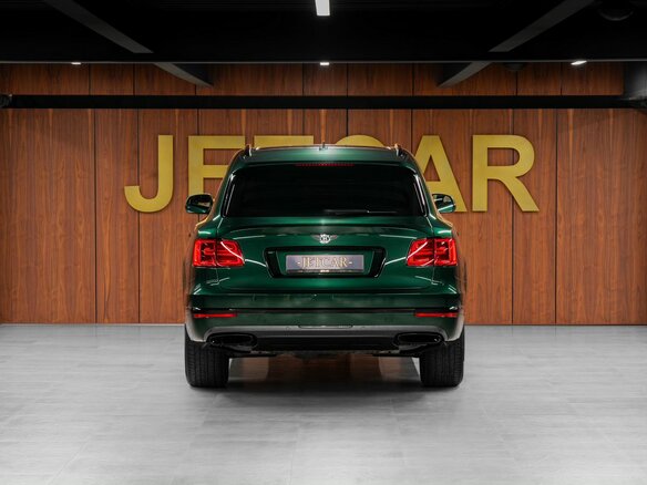 2018 Bentley Bentayga I, зелёный, 14990000 рублей - вид 6