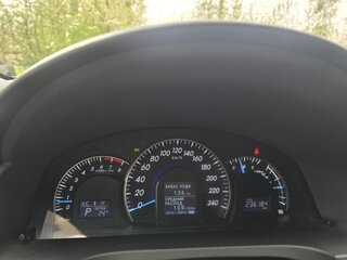 2013 Toyota Camry VII (XV50), белый, 1370000 рублей, вид 4