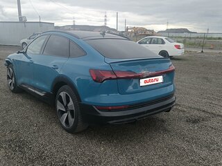 2020 Audi e-tron Sportback 55 I, синий, 4176000 рублей, вид 4