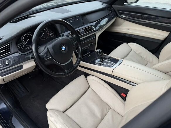 2008 BMW 7 серии 750i V (F01/F02/F04), синий - вид 5