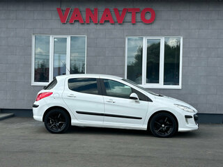 2010 Peugeot 308 I, белый, 530000 рублей, вид 4