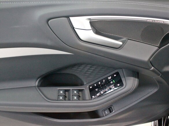 2025 Audi A5 L III (B10), чёрный, 5980548 рублей - вид 9
