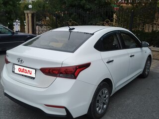 2018 Hyundai Solaris II, белый, 1000000 рублей, вид 4