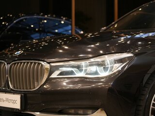 2017 BMW 7 серии Long 750Ld xDrive VI (G11/G12), коричневый, 3650000 рублей, вид 4