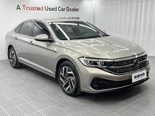 2023 Volkswagen Sagitar III Рестайлинг, серебристый, 1195000 рублей, вид 1