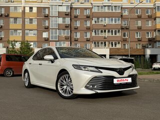 2019 Toyota Camry VIII (XV70), белый, 3150000 рублей, вид 4