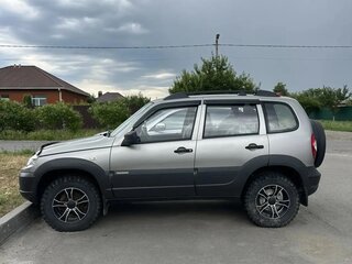2014 Chevrolet Niva I Рестайлинг, серый, 550000 рублей, вид 4