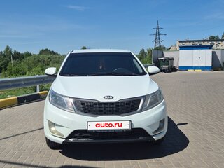 2013 Kia Rio III, белый, 635000 рублей, вид 2
