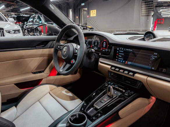 2026 Porsche 911 Turbo S VIII (992) Рестайлинг, зелёный, 41000000 рублей - вид 13