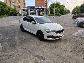 2022 Skoda Rapid II, белый, 1690000 рублей, вид 3
