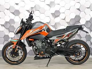 2018 KTM 790 Duke, серебристый, 519000 рублей, вид 4
