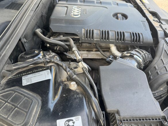 2011 Audi A4 IV (B8), чёрный - вид 14