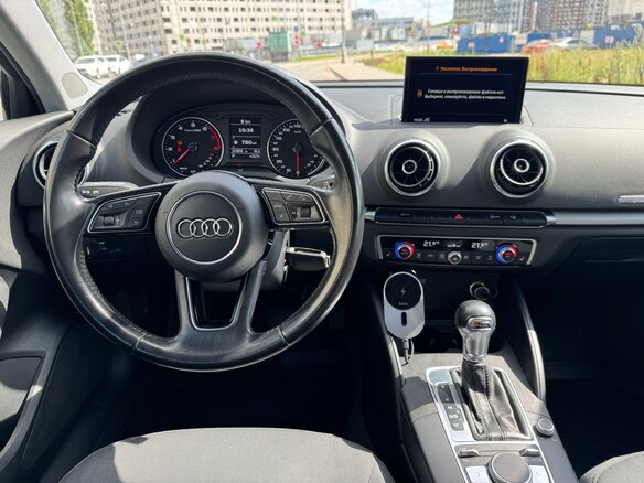2016 Audi A3 III (8V) Рестайлинг, синий, 1840000 рублей - вид 9