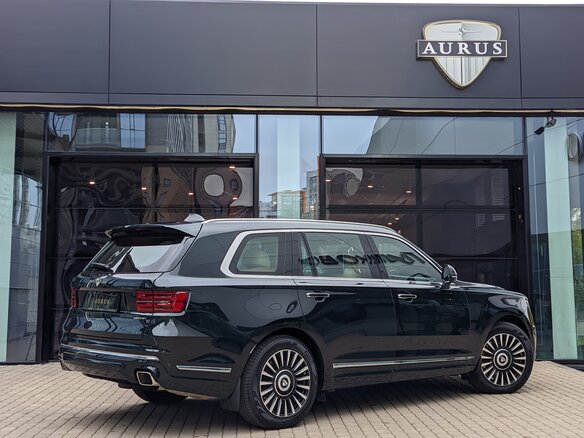 2025 Aurus Komendant, зелёный, 51000000 рублей - вид 18