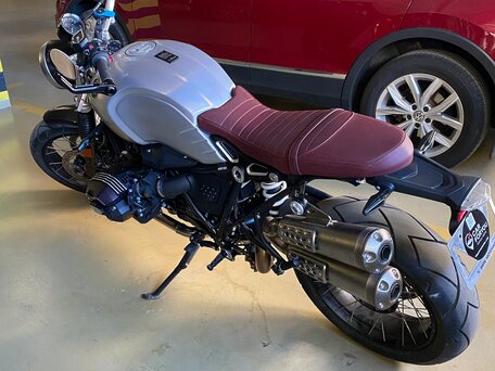 2023 BMW R Nine T Scrambler, серебристый, 1299000 рублей, вид 3
