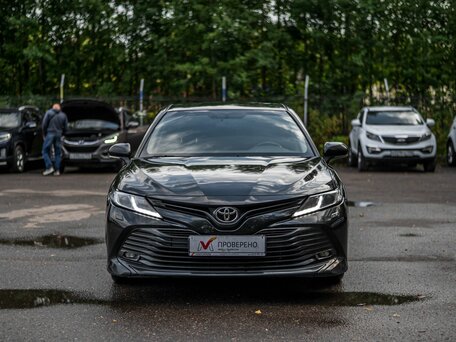 2019 Toyota Camry VIII (XV70), чёрный, 2488000 рублей, вид 3