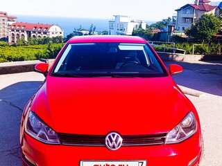 2013 Volkswagen Golf VII, красный, 1040000 рублей, вид 1