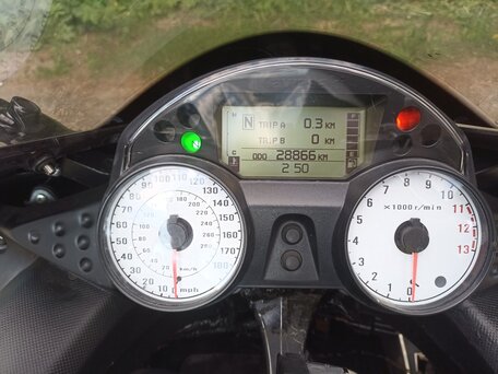 2006 Kawasaki ZZR 1400, белый, 720000 рублей, вид 4