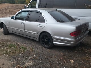 1997 Mercedes-Benz E-Класс 200 II (W210, S210), белый, 257000 рублей, вид 3