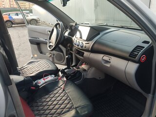 2008 Mitsubishi L200 IV, серый, 1100000 рублей, вид 4