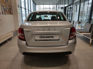 2026 Lada (ВАЗ) Granta I Рестайлинг, серебристый, 1088000 рублей, вид 5