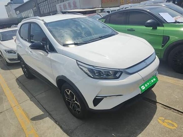 2024 BYD Yuan Pro (47 kWh) I Рестайлинг 2 (Pro), белый - вид 1
