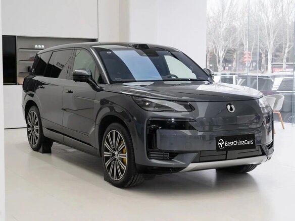 2026 Denza N9 46.9 kWh, серый, 11600000 рублей - вид 2