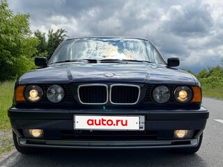 1992 BMW 5 серии 525i III (E34), синий, 2700000 рублей, вид 3