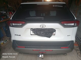 2020 Toyota RAV4 V (XA50), белый, 2800000 рублей, вид 3
