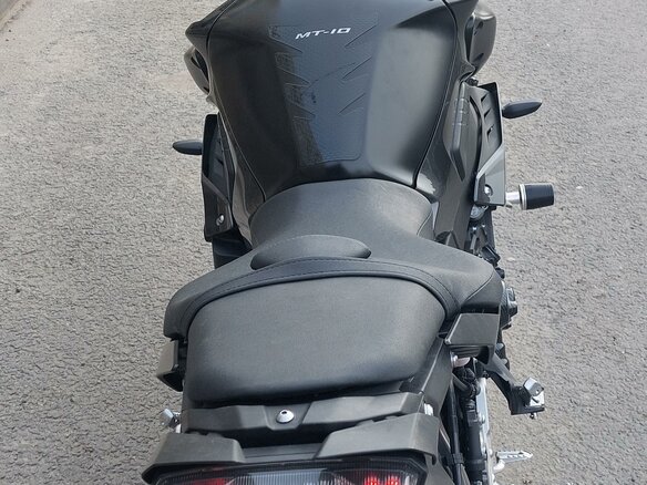 2019 Yamaha MT-10, чёрный, 1400000 рублей - вид 19