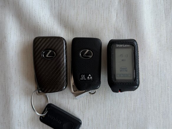 2014 Lexus IS 250 III, белый, 2360000 рублей - вид 12