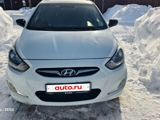 2013 Hyundai Solaris I, белый, 480000 рублей, вид 1
