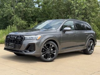 2025 Audi Q7 55 TFSI II (4M) Рестайлинг 2, чёрный, 12385509 рублей, вид 3