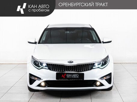 2019 Kia Optima IV Рестайлинг, белый, 1750000 рублей, вид 2