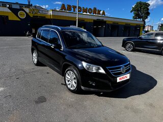 2009 Volkswagen Tiguan I, чёрный, 1100000 рублей, вид 1