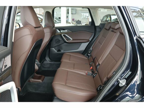 2026 BMW X1 25Li xDrive III (U11/U12), чёрный - вид 16