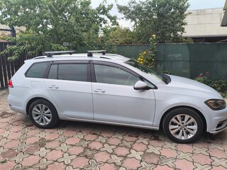 2017 Volkswagen Golf VII, серый, 1400000 рублей, вид 3