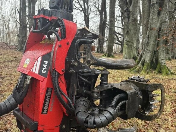 2023 Komatsu 931, красный, 53790000 рублей - вид 18