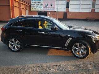 2008 Infiniti FX50 II (S51), чёрный, 2200000 рублей, вид 4