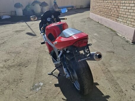 2005 Suzuki GSX-R 1000, красный, 400000 рублей, вид 1