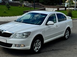 2012 Skoda Octavia II (A5) Рестайлинг, белый, 870000 рублей, вид 2