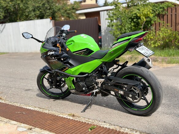 2020 Kawasaki Ninja 400, зелёный, 530000 рублей - вид 5